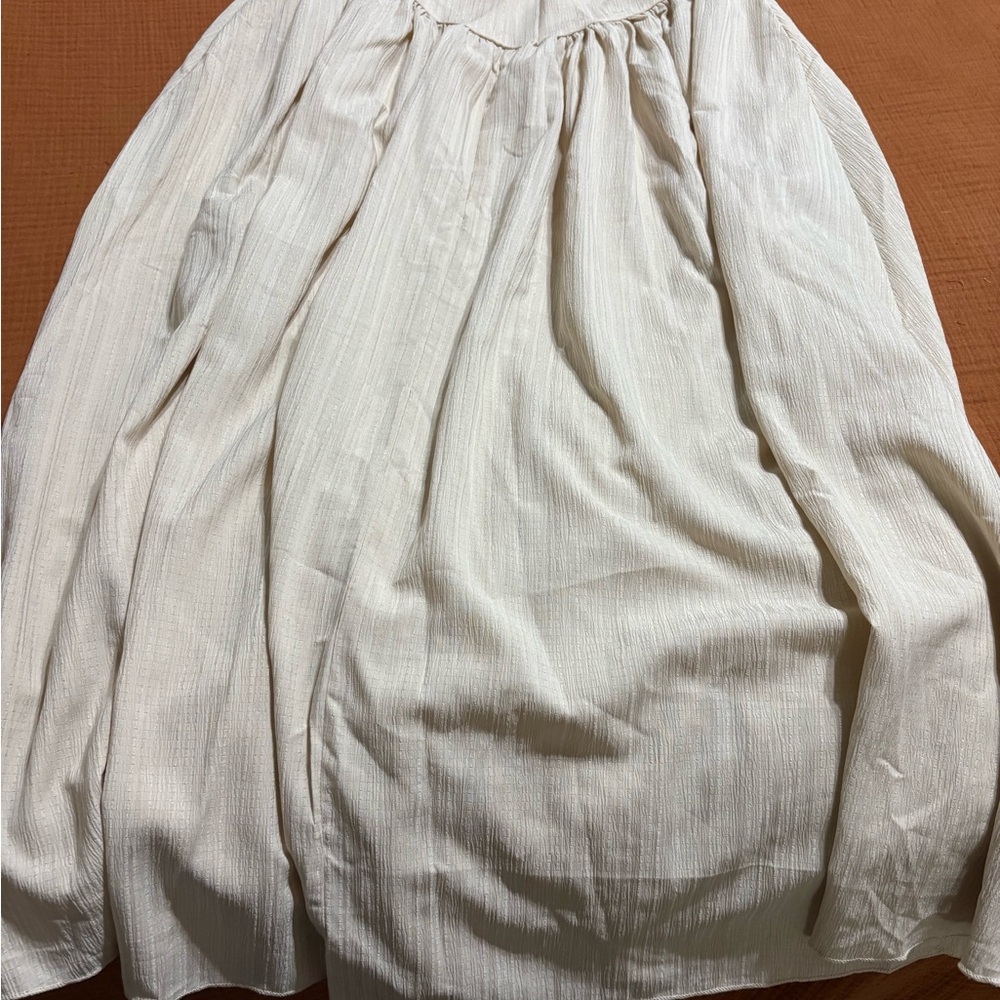 Elegant Cream Women's Skirt